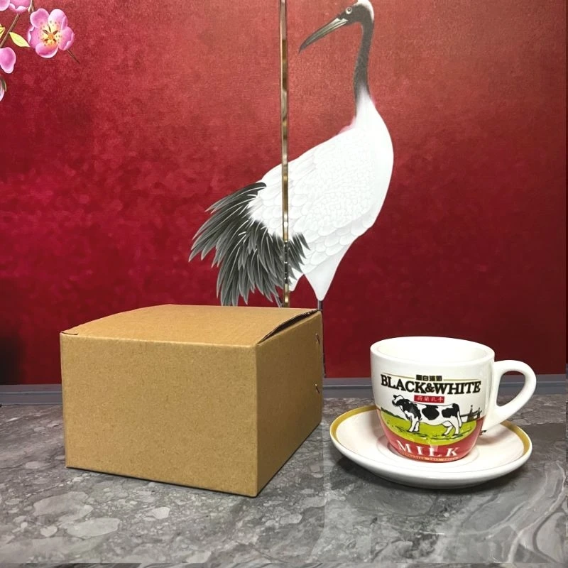 Wysokiej jakości czarno-biały  – Tea And Coffee Kettle recenzja i cena