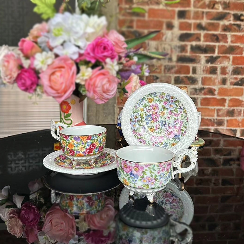 Filiżanki do kawy, talerze, po – Coffee Tea English recenzja i cena
