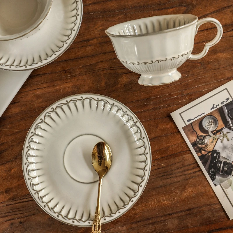 Nordycki, retro, ceramiczny ku – Coffee Tea English recenzja i cena