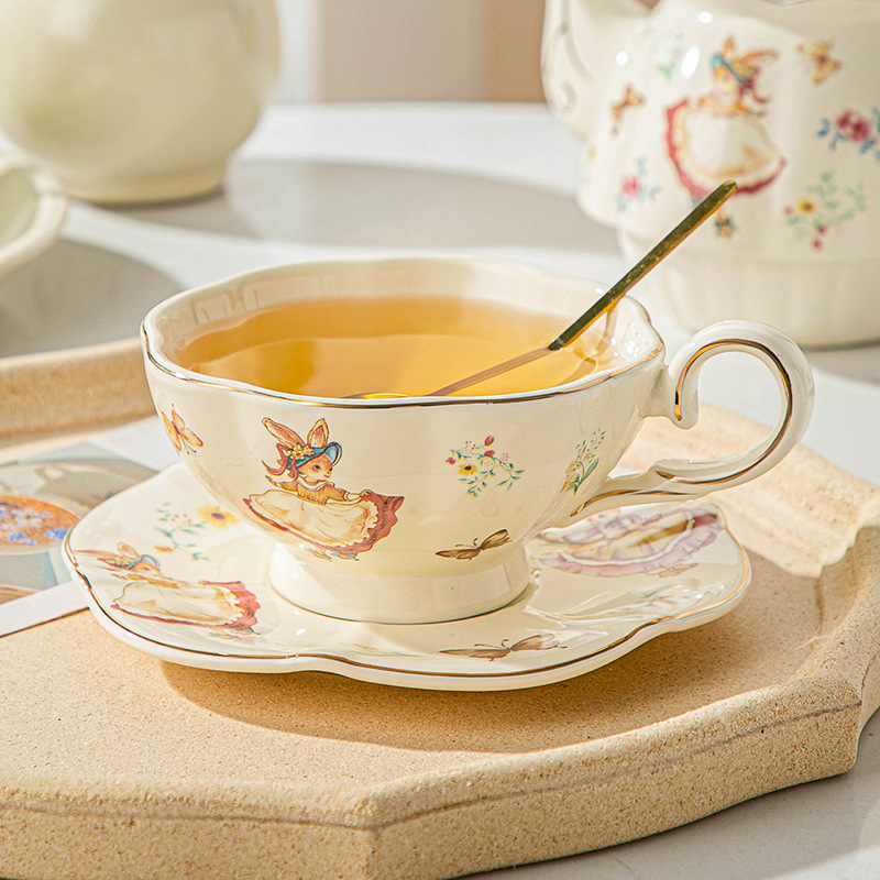 Angielska filiżanka i talerz d – Coffee Tea English recenzja i cena