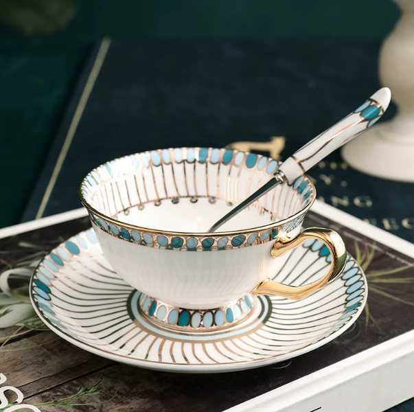 Elegancki zestaw filiżanki i s – Coffee Tea English recenzja i cena